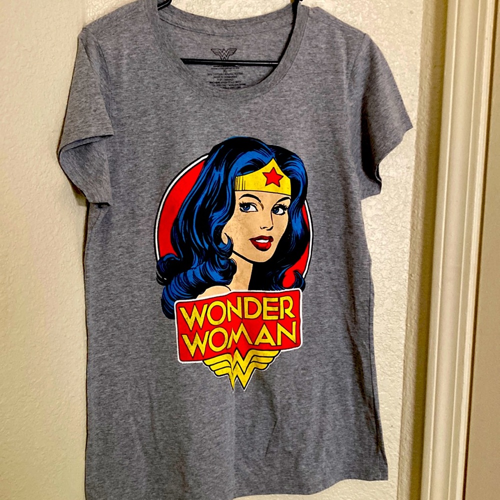 Wonder Woman T shirt Gray XL